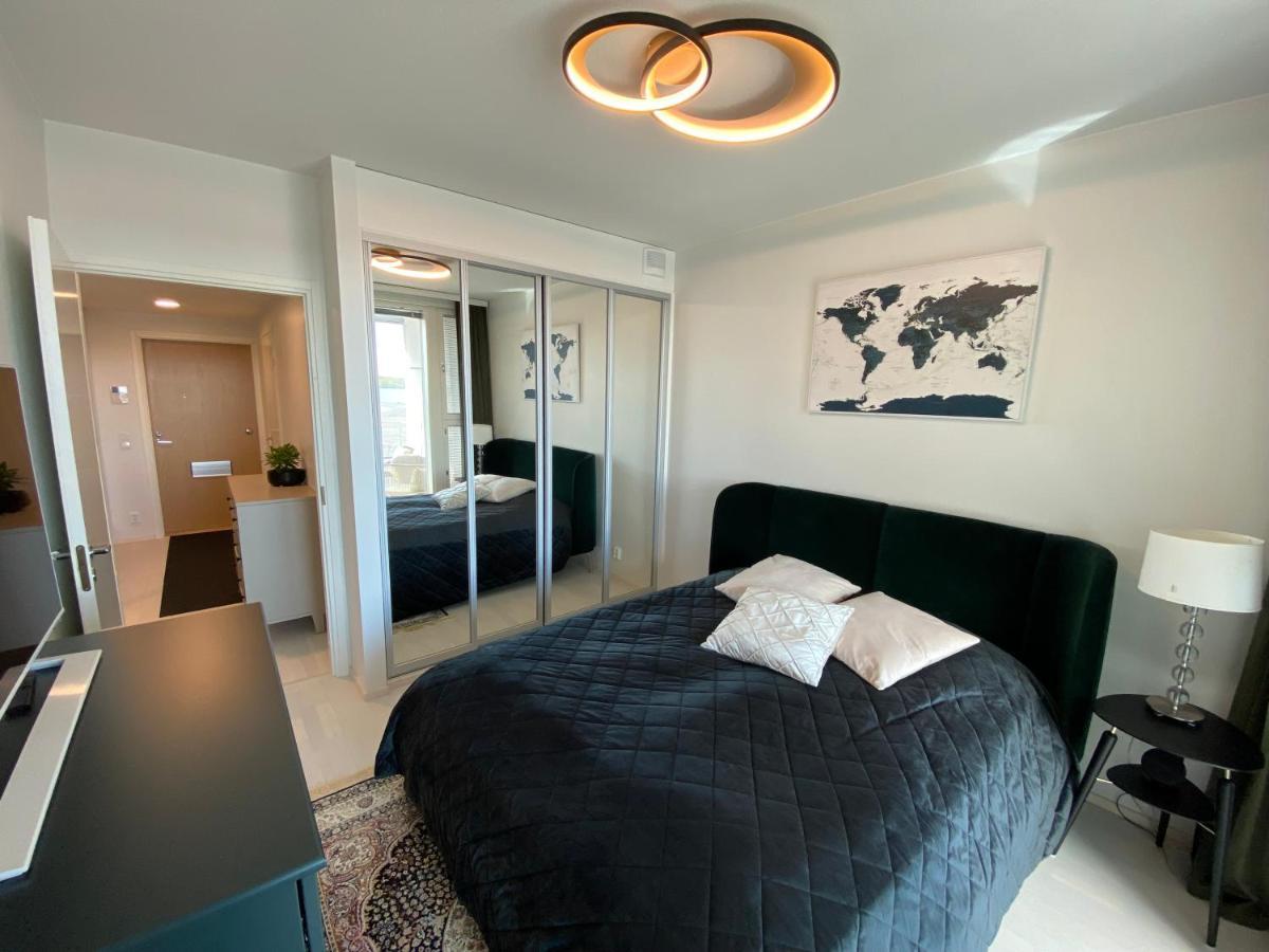 Luxury 1-Bedroom Apartment With Sauna And Sea View ヘルシンキ エクステリア 写真