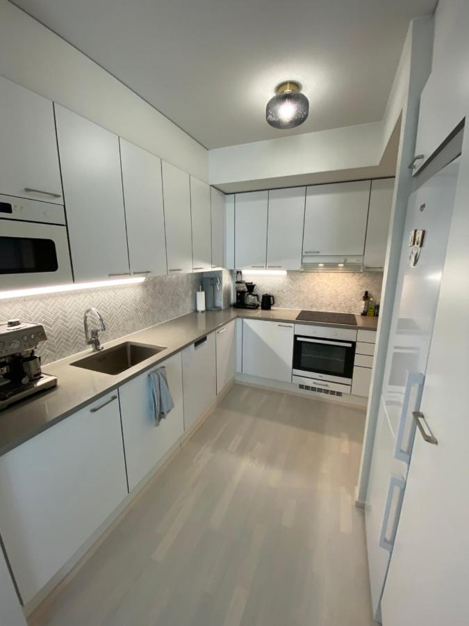 Luxury 1-Bedroom Apartment With Sauna And Sea View ヘルシンキ エクステリア 写真