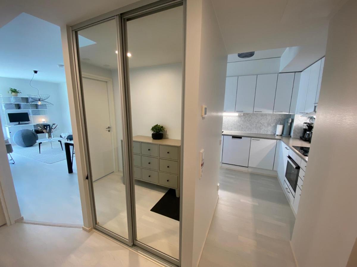 Luxury 1-Bedroom Apartment With Sauna And Sea View ヘルシンキ エクステリア 写真